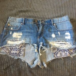Garage flirty distressed denim shorts